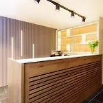 Twentyfour Living 아파트호텔 바트우라하