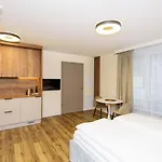 Twentyfour Living 바트우라하