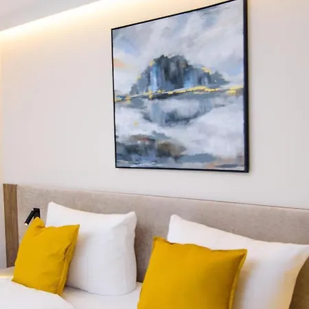 Twentyfour Living Apart Otel Bad Urach