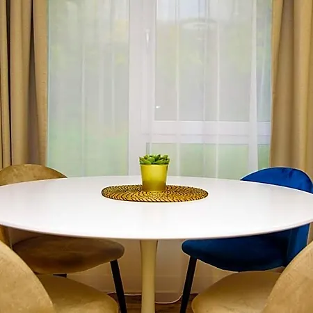 Aparthotel Twentyfour Living 4*