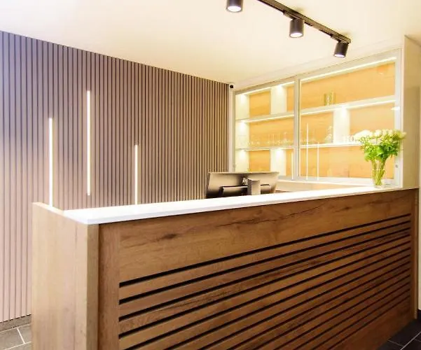 Twentyfour Living Lägenhetshotell Bad Urach