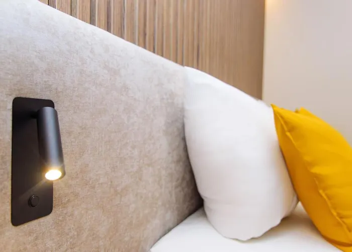 Lägenhetshotell Twentyfour Living 4*