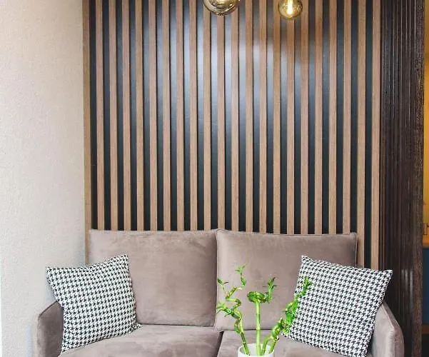 Twentyfour Living Lägenhetshotell Bad Urach