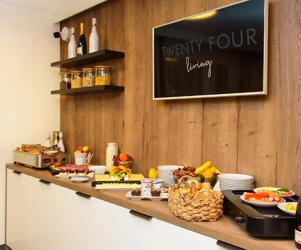 Lägenhetshotell Twentyfour Living 4*